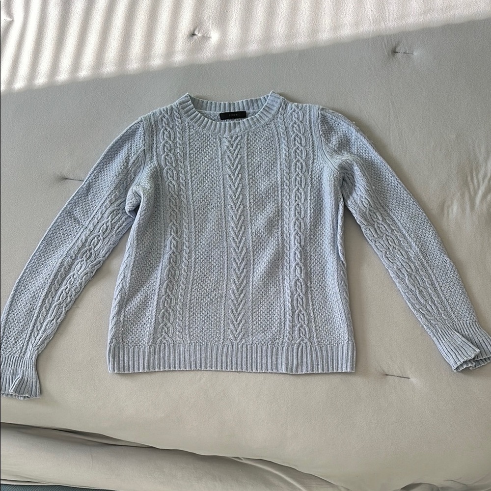 Women’s Cable Knit Sweater in Light Blue-Gray